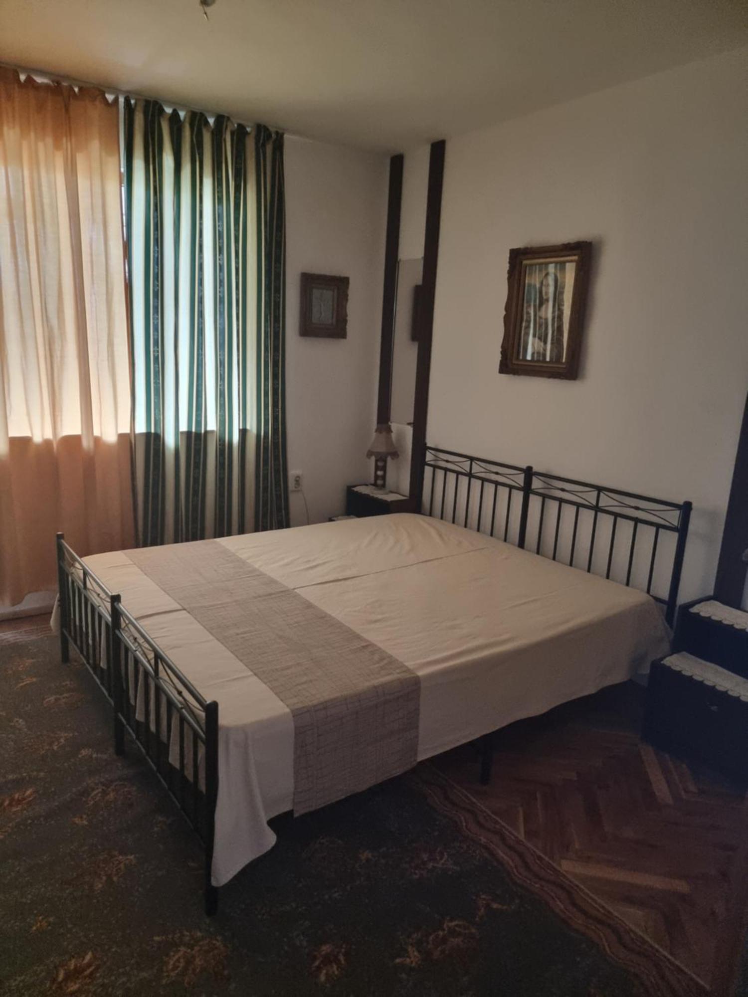 Apartment Retro House Burgas